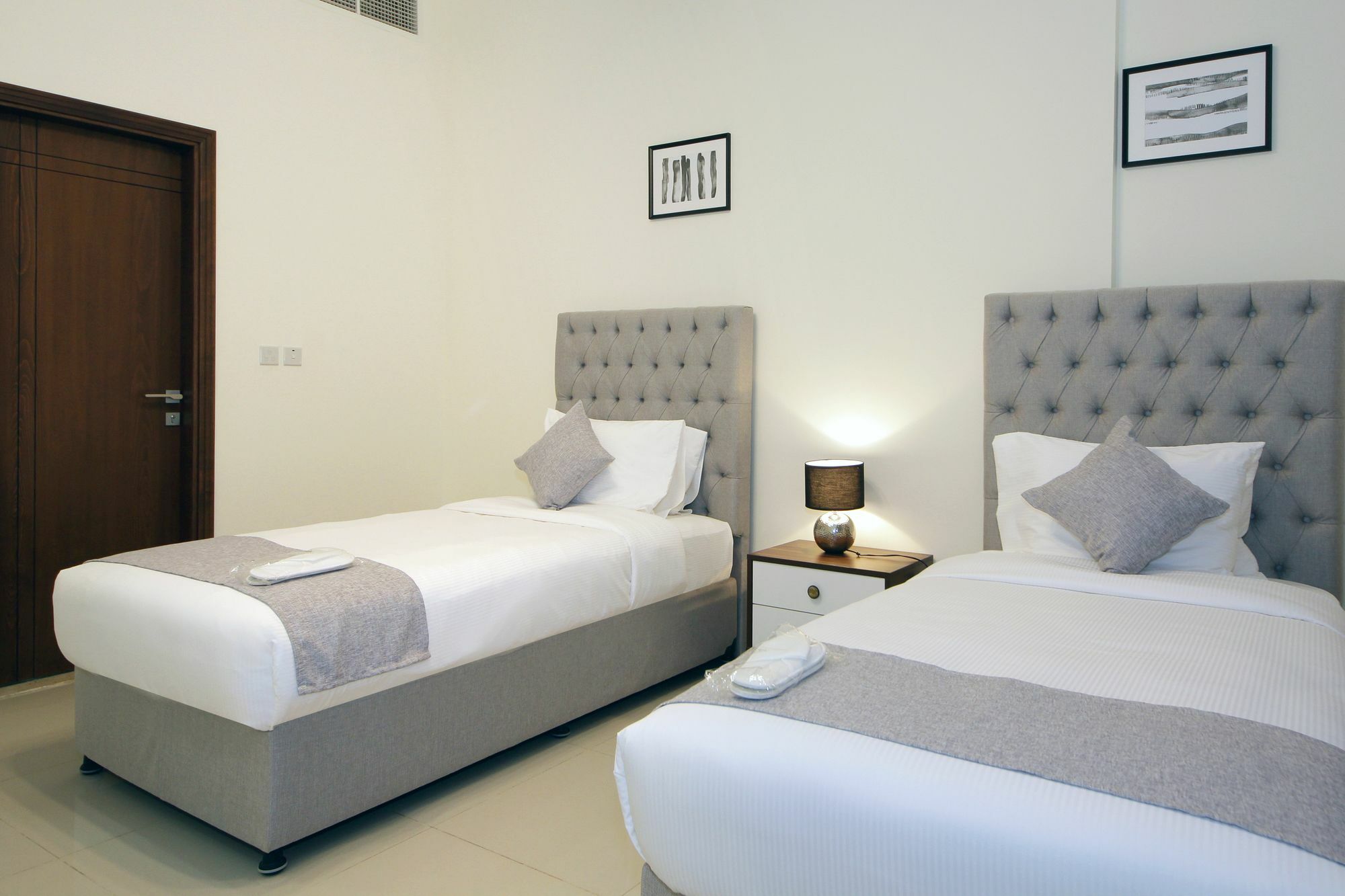 Spacious 2 Bedroom In Al Telal 11, Al Barsha 1 Dubai Exterior foto