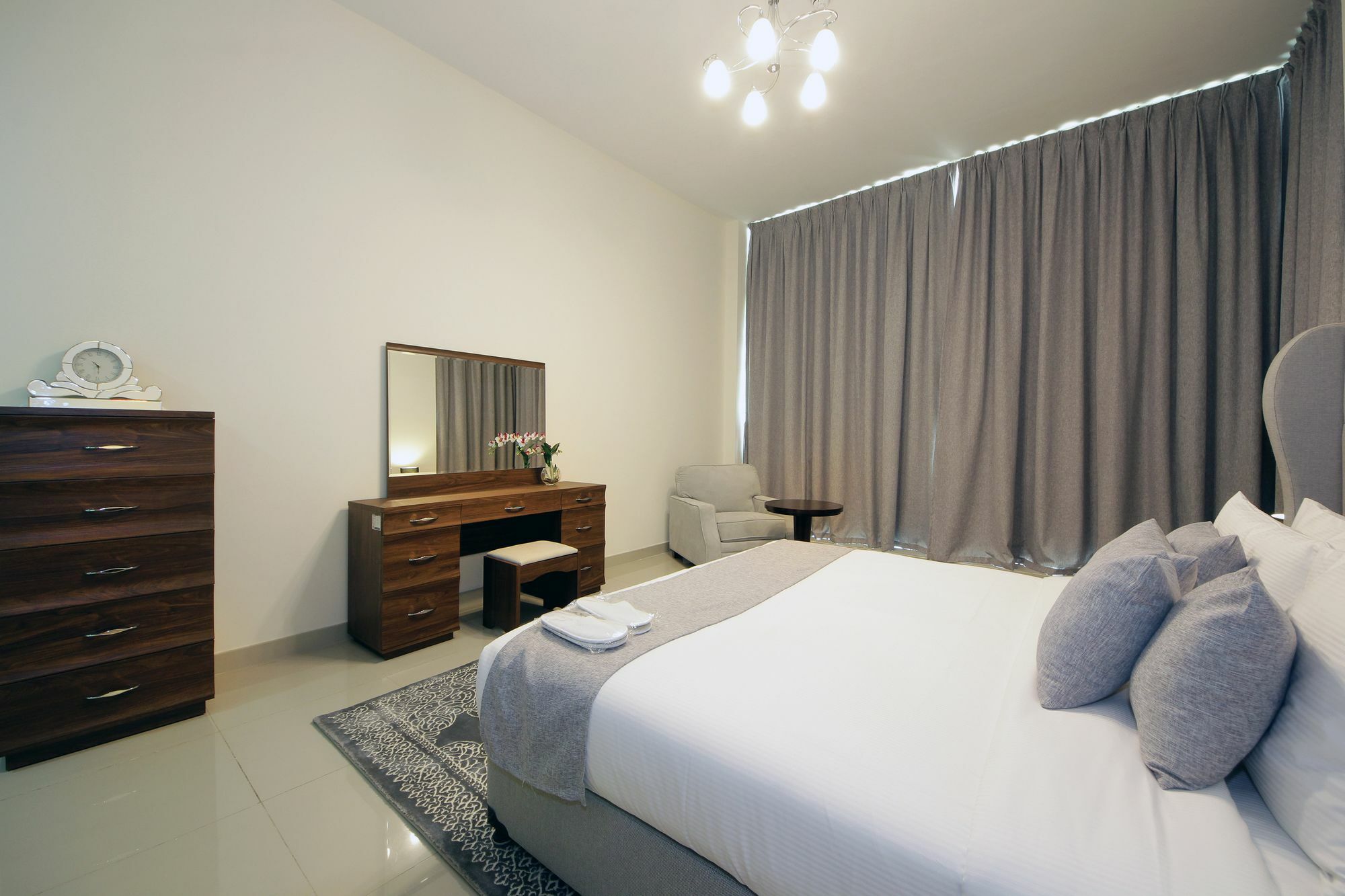 Spacious 2 Bedroom In Al Telal 11, Al Barsha 1 Dubai Exterior foto