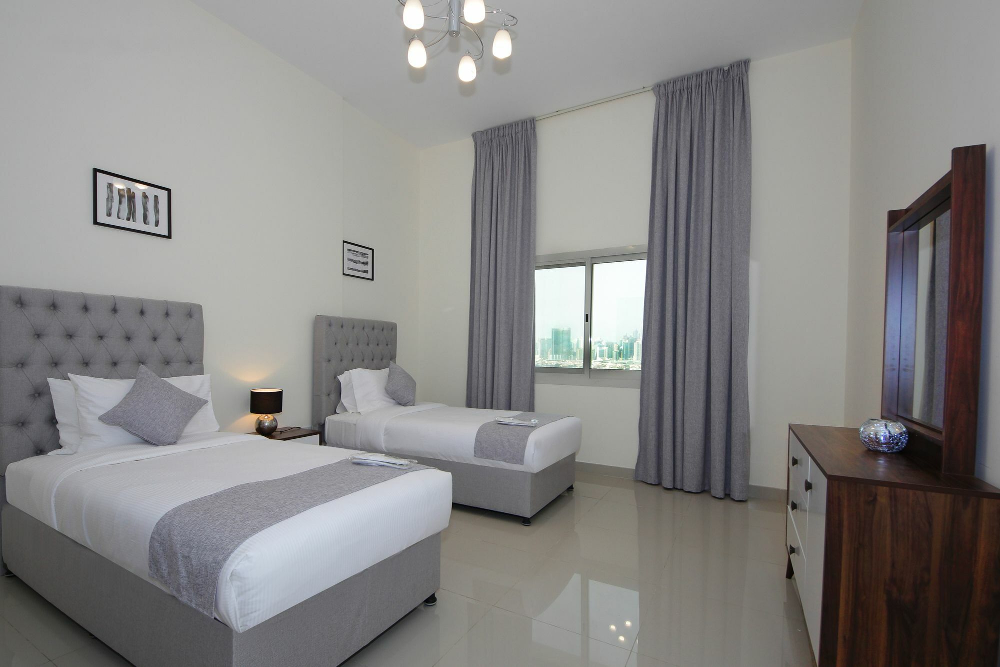 Spacious 2 Bedroom In Al Telal 11, Al Barsha 1 Dubai Exterior foto